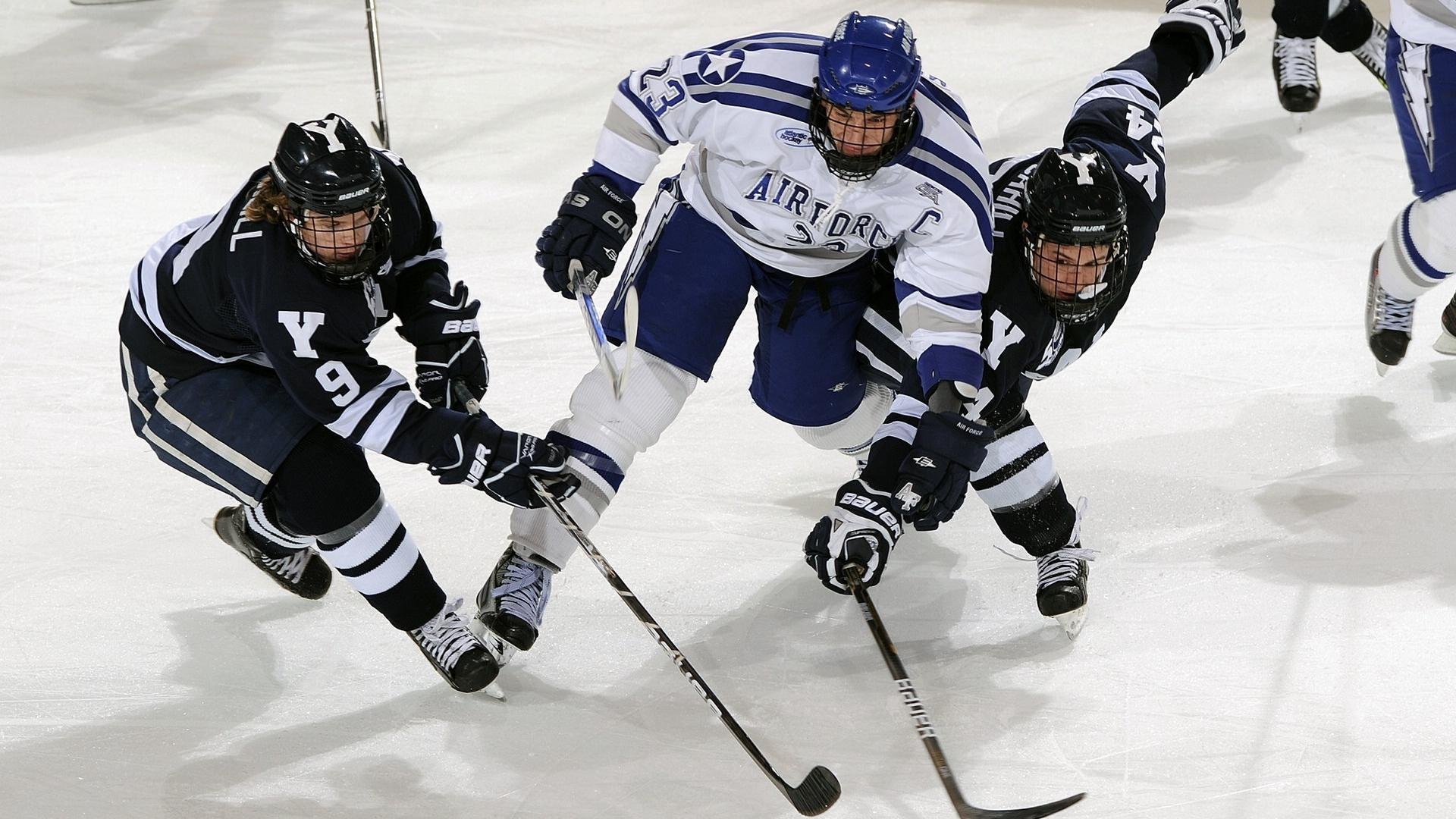 伊朗球队力克对手，晋级前景一片美好，伊朗和伊拉克足球队